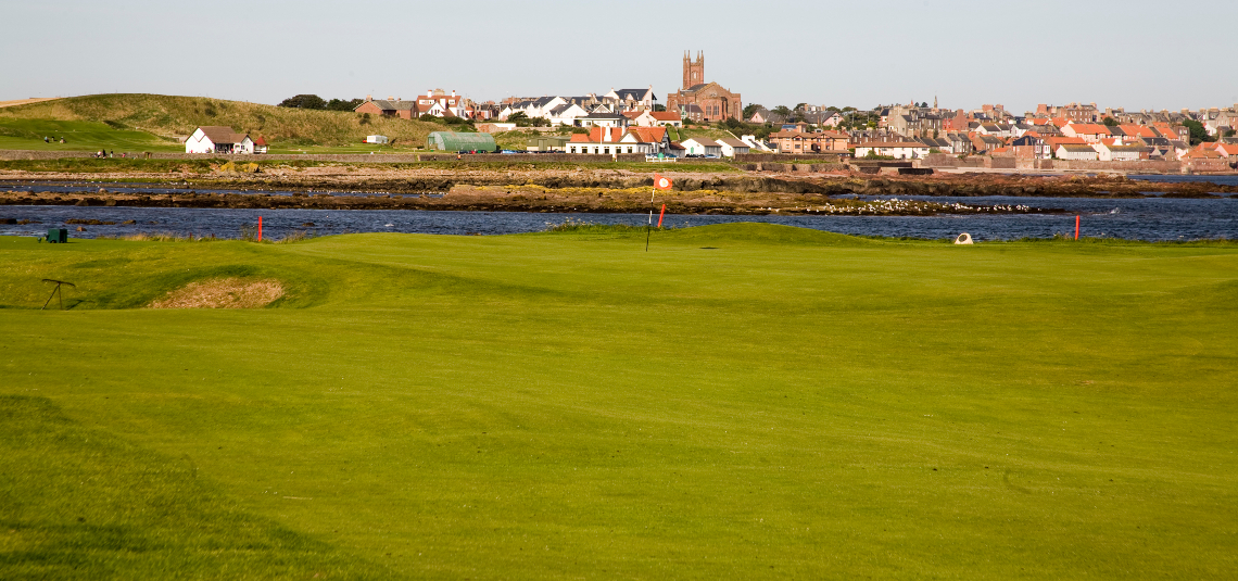 Play Dunbar Golf Course, near Edinburgh, Scotland
